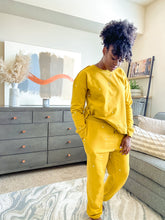Load image into Gallery viewer, Big Chill Sweatpants- Mustard - So Underdressed

